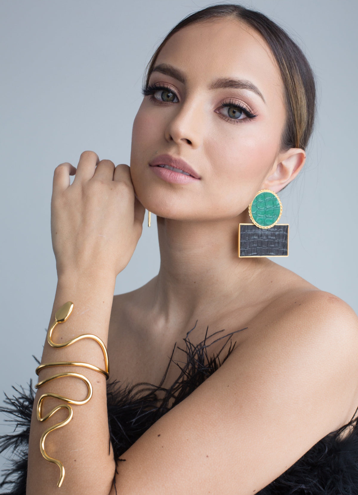 Aretes Disco y Rectángulo Cuero/Piel Dorados