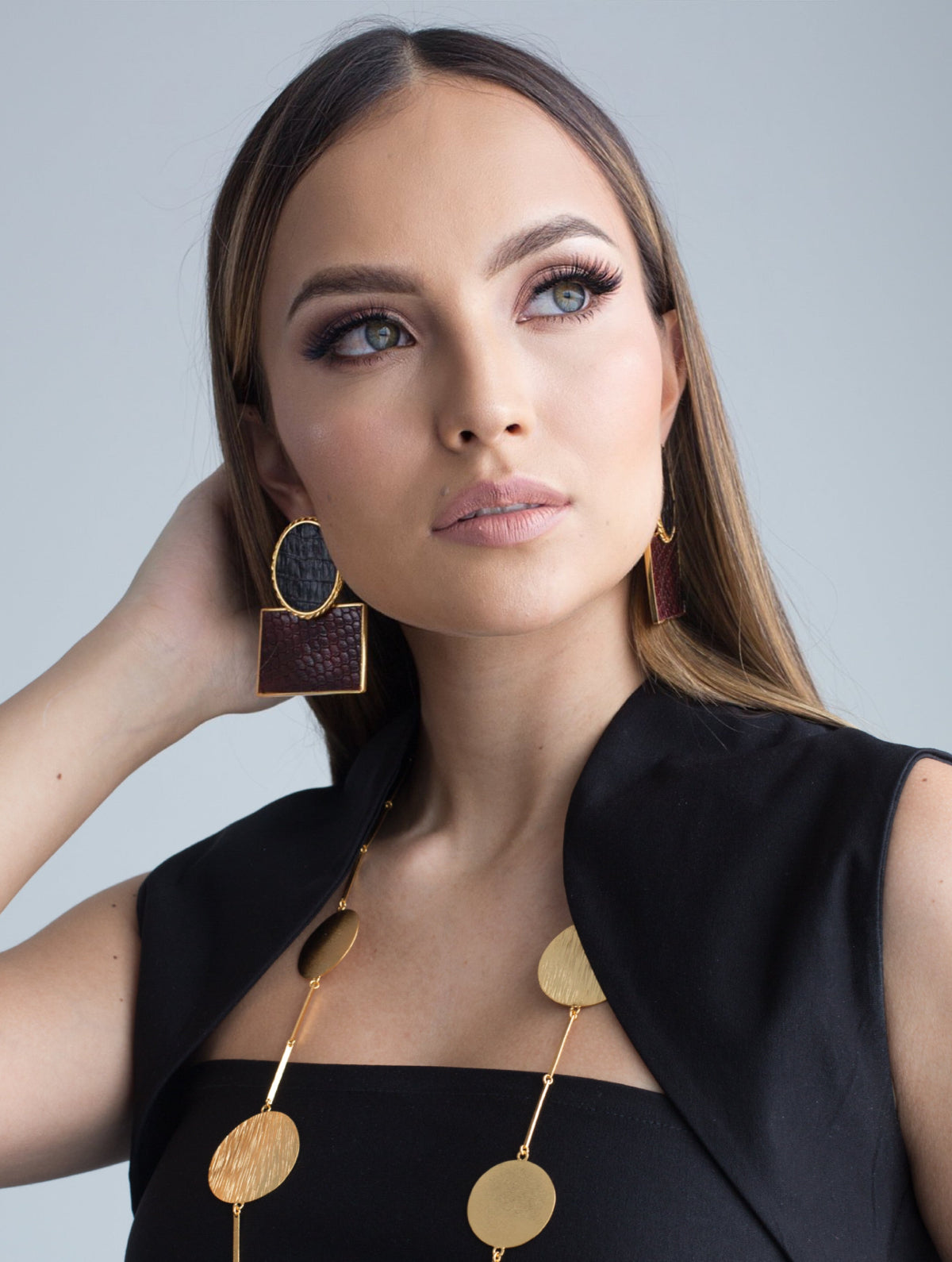 Aretes Disco y Rectángulo Cuero/Piel Dorados